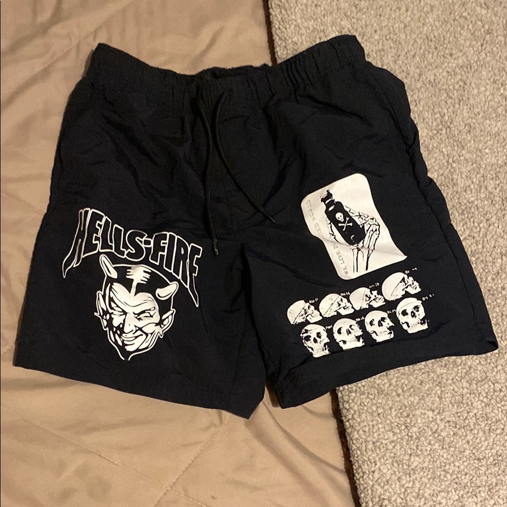 Men's Graphic 7in Shorts